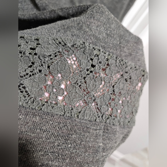 Forest Green Knit Tunic with Lace Back and Hem Detail - Picture 4 of 4